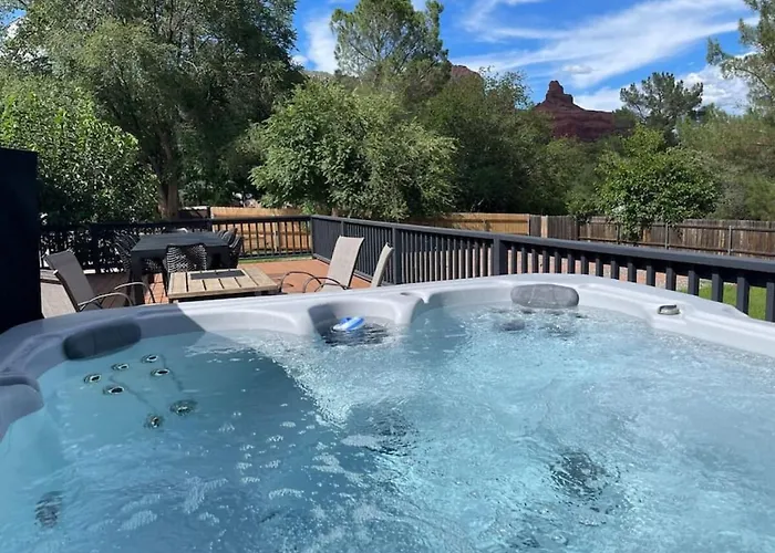 Uptown Vacation At The Oz With Hot Tub And Views Dom wakacyjny